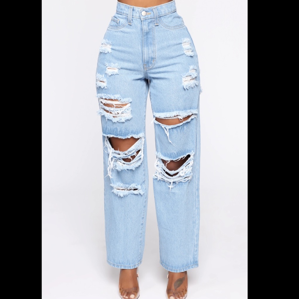 Fashion Nova mom jeans